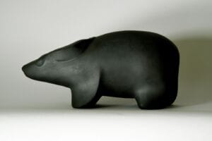 Armadyllo – porcelain sculpture (black)